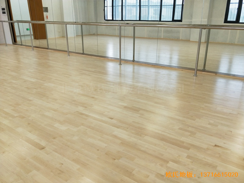 �Ĵ����e��ZҺ�׾ƌW(xu��)Ժ�\(y��n)��(d��ng)�^�w���ذ尲�b����3